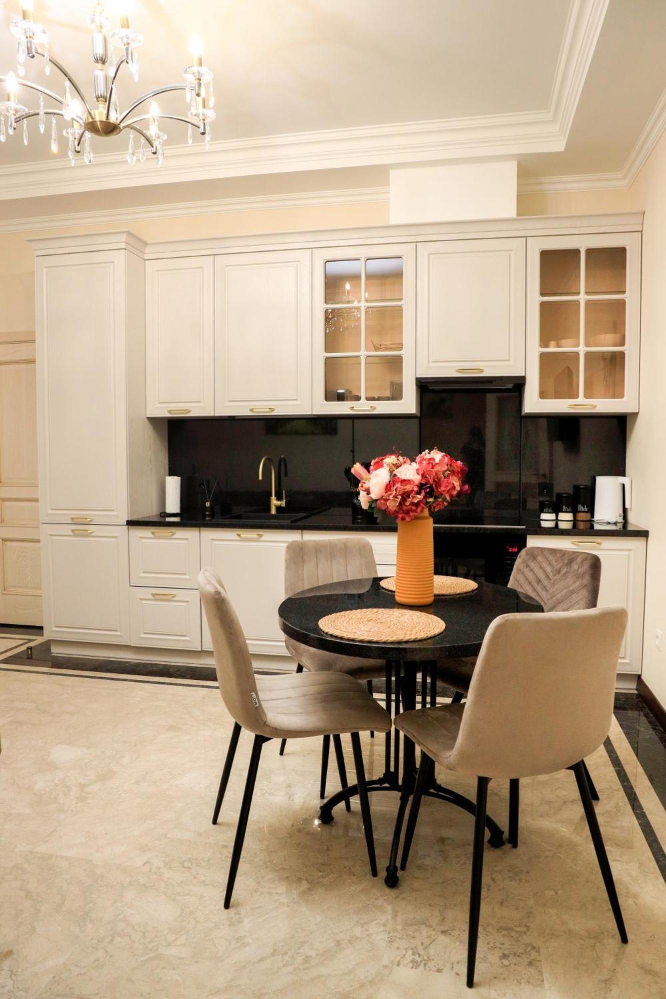 4Elements Apartments 예레반 외부 사진