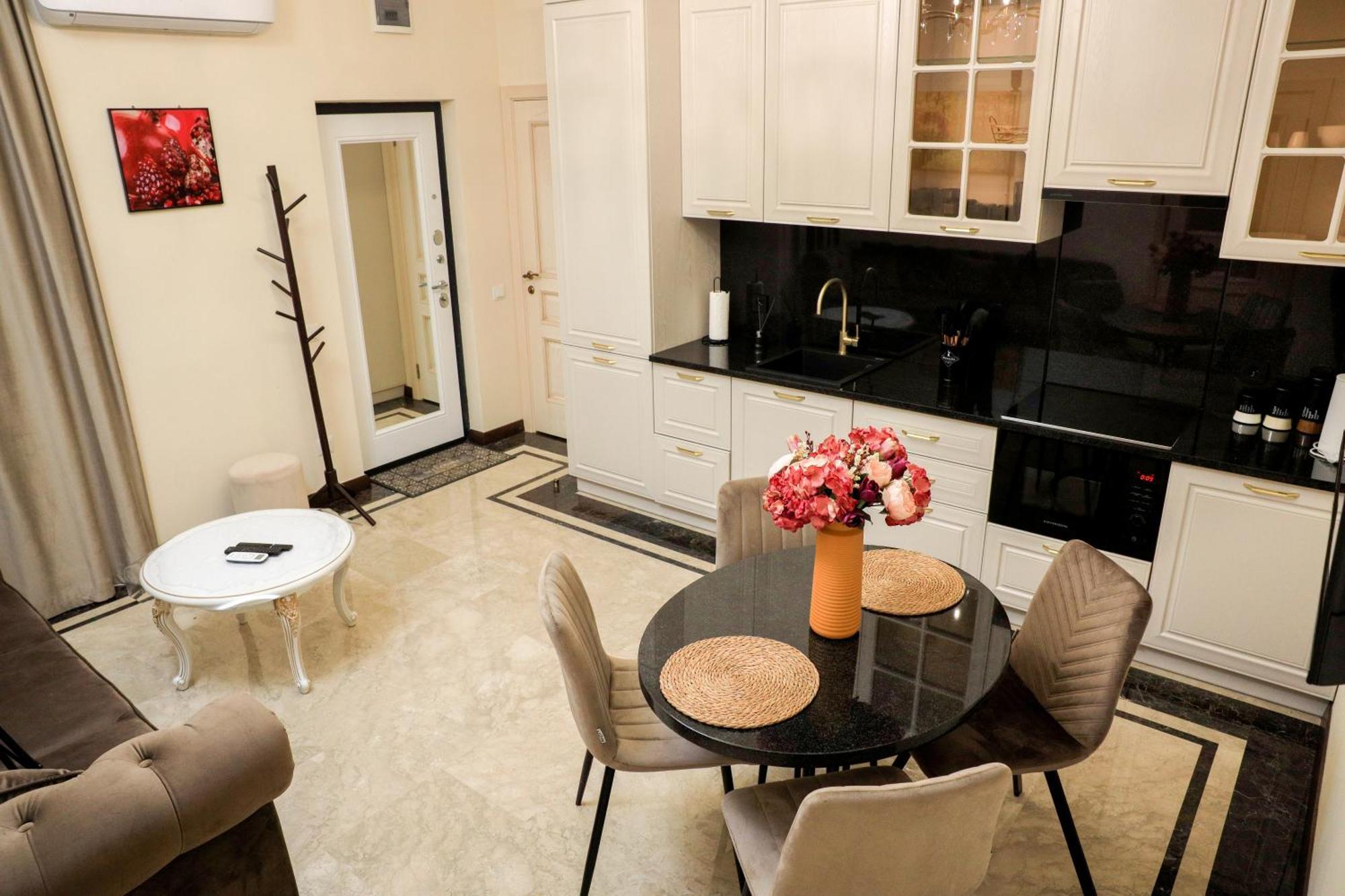 4Elements Apartments 예레반 외부 사진
