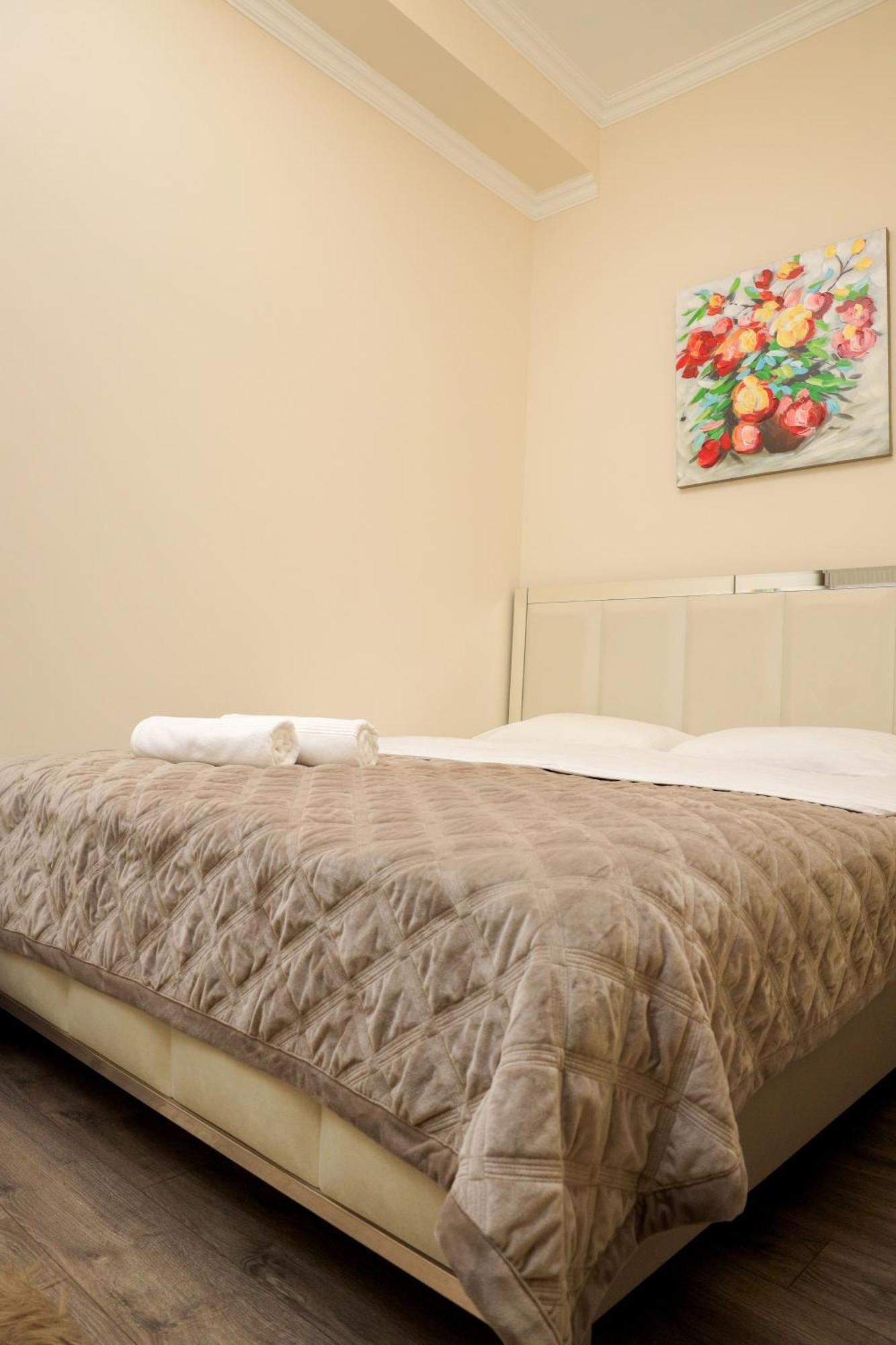 4Elements Apartments 예레반 외부 사진